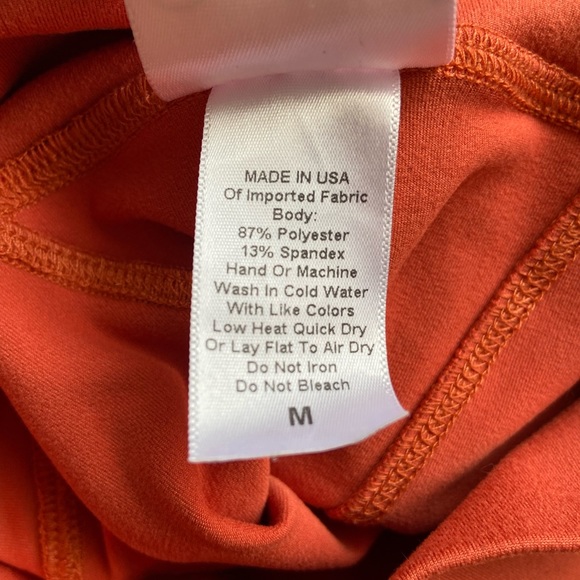 Bombshell Sportswear shape high rise biker shorts Medium - Picture 6 of 7